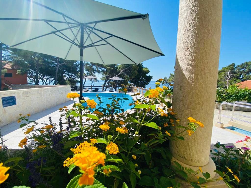 Vila Vera Seafront Apartments Sumartin Exterior photo